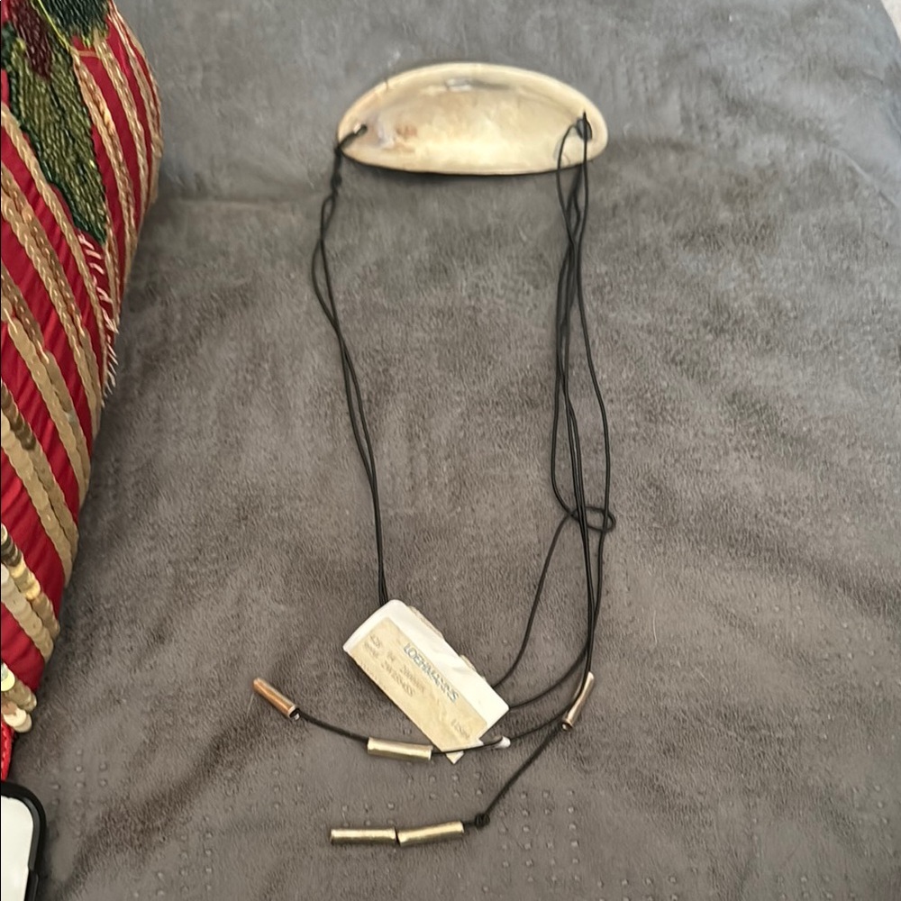 Elegant Black and Silver Necklace